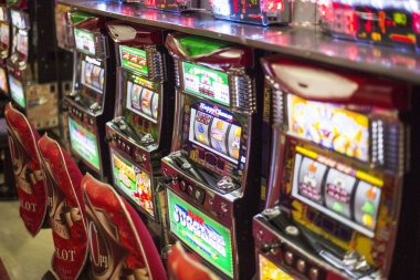 Live dealer video feed during active Texas Poker hand